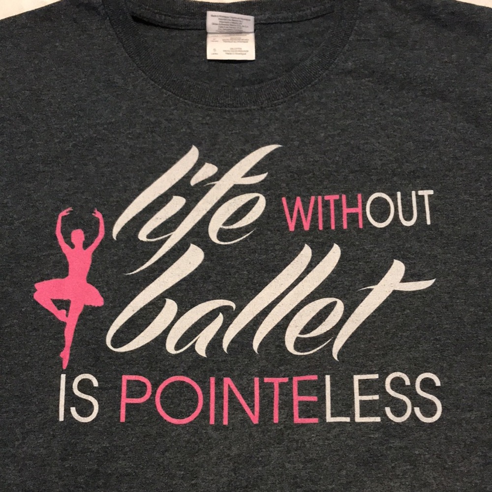 ‼️LAST DAY‼️ LIKE-NEW GILDAN ULTRA COTTON BALLET T-SHIRT - Picture 3 of 7